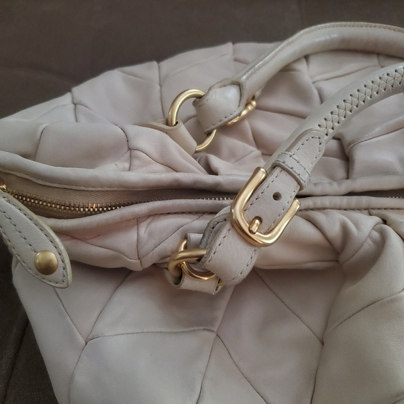 💯 Miu Miu Large Chevron Leather Bag - Picture 5 of 16